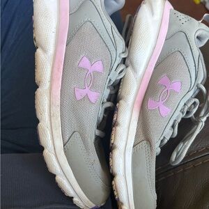Under Armour Kids' Sneakers 7Y